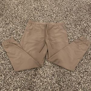 Khaki Albion Fit Jetsetters joggers size:XS